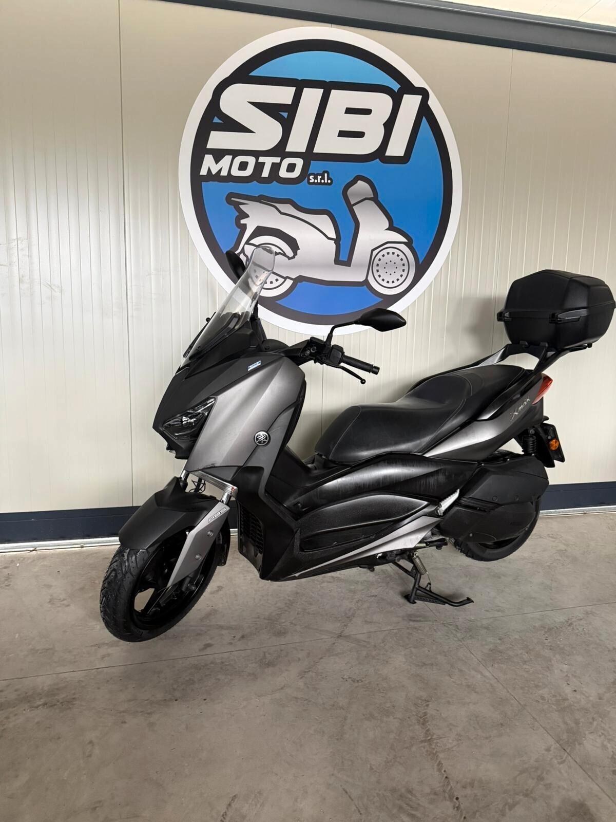 Yamaha X-Max 300