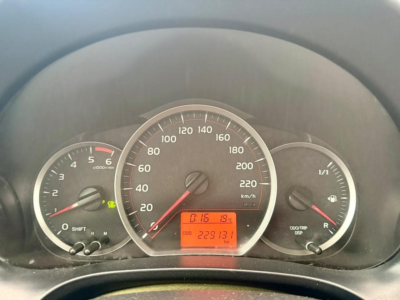 Toyota Yaris 1.4 D-4D incidentata motore funzionante
