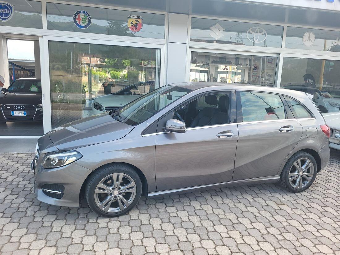 Mercedes-benz B 180 d *** SPORT - FULL OPTIONALS *** EURO 6