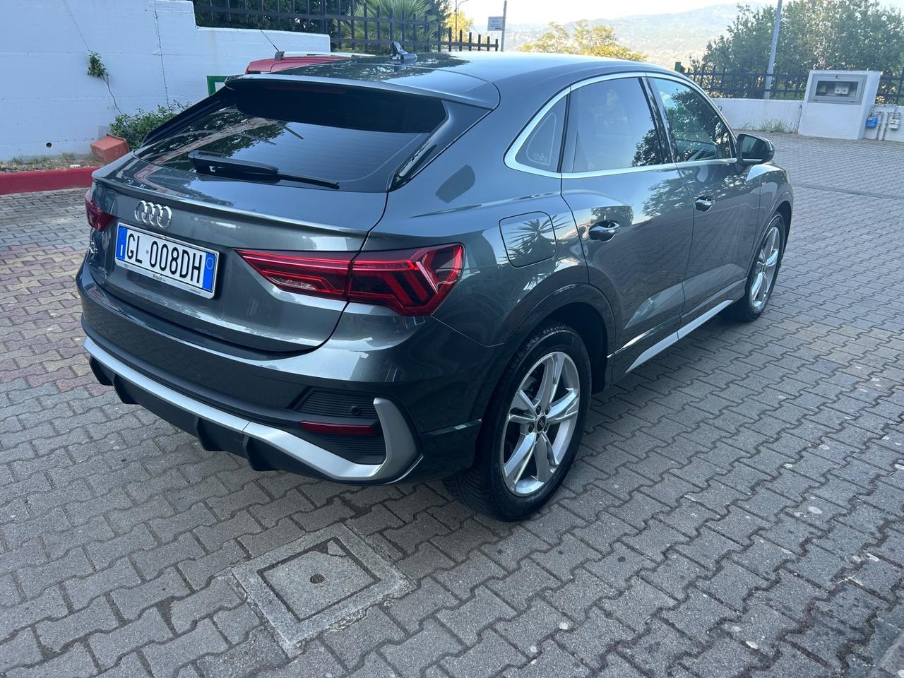 Audi Q3 35 TDI Sportback S tronic S line edition