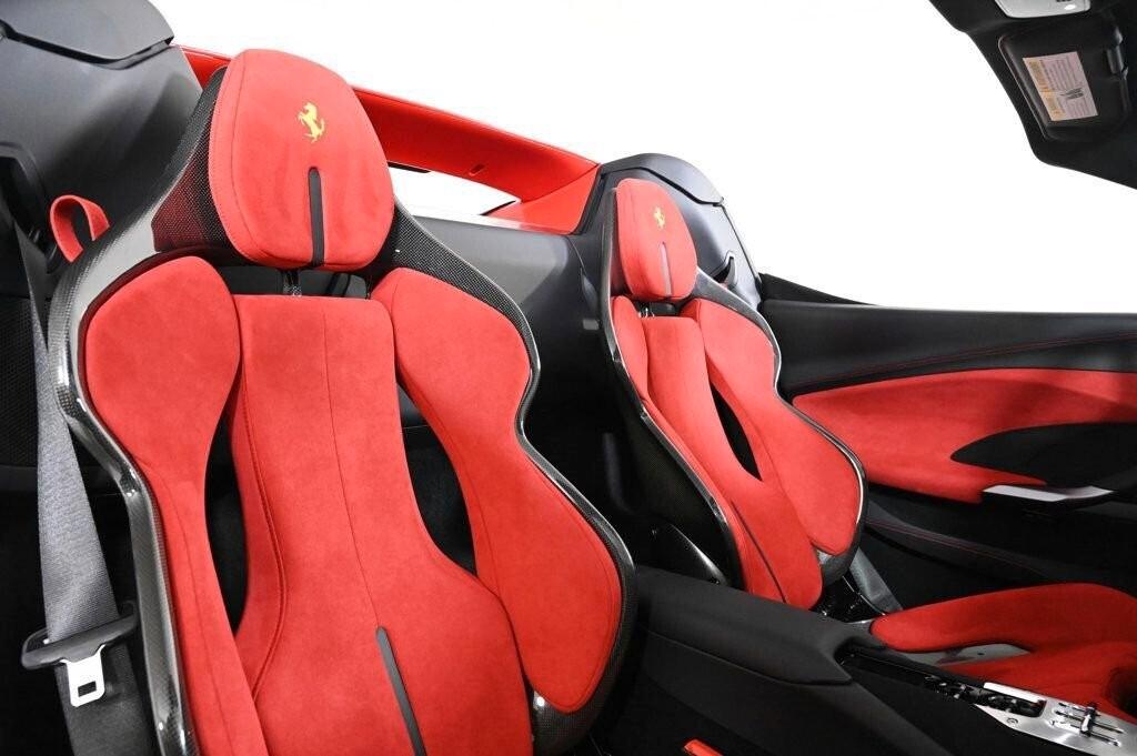 Ferrari 296 GTS 3500,00 LEASING FULL INCLUSIVE - NOLEGGIO LUNGO TERMINE