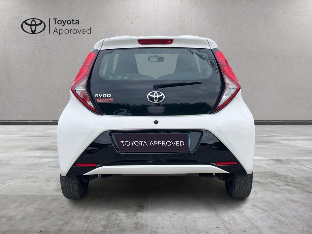 Toyota Aygo 5p 1.0 x-business 72cv