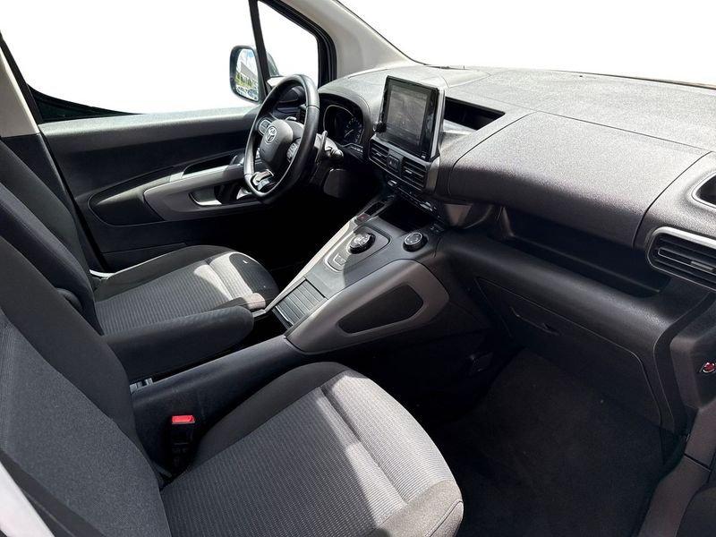 Toyota Proace City Verso 1.5D 130 CV S&S Short D A/T Luxury