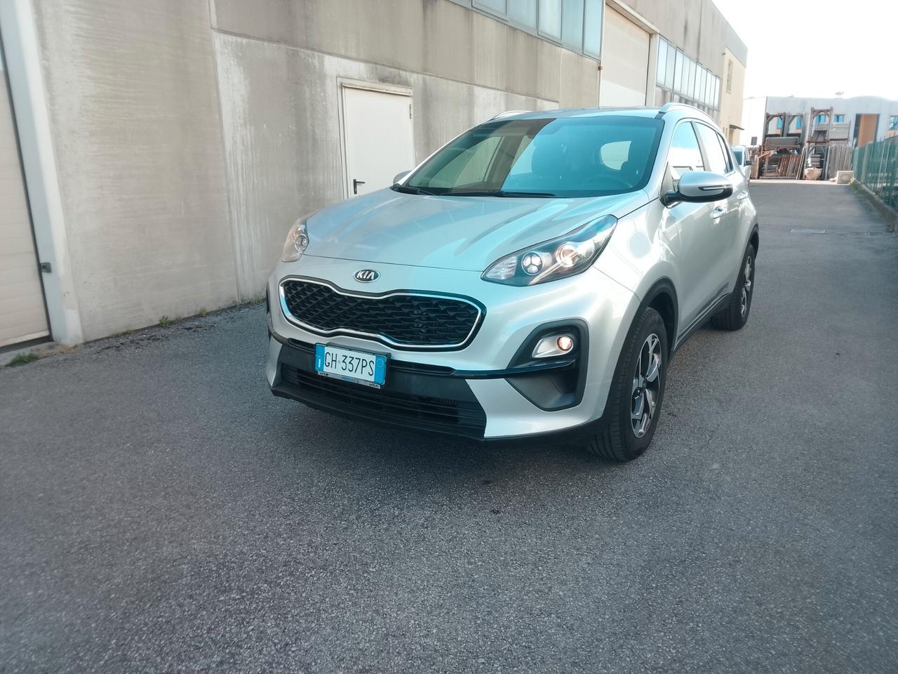 Kia Sportage 1.6 CRDi MHEV Business