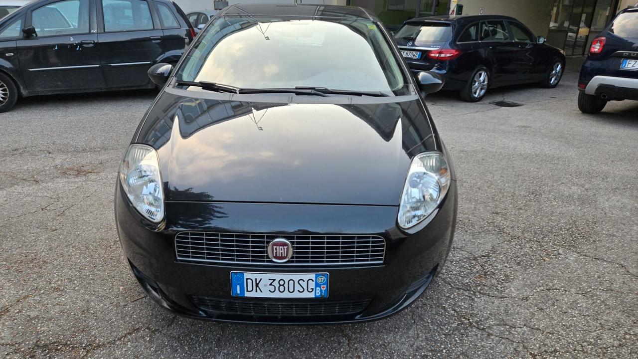 Fiat Grande Punto 1.2 5 porte Neopatentati