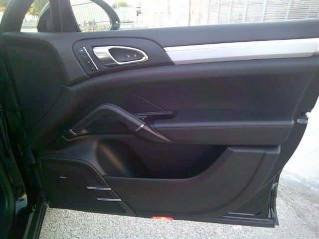 PORSCHE Cayenne 3.0 Diesel Platinum Edition