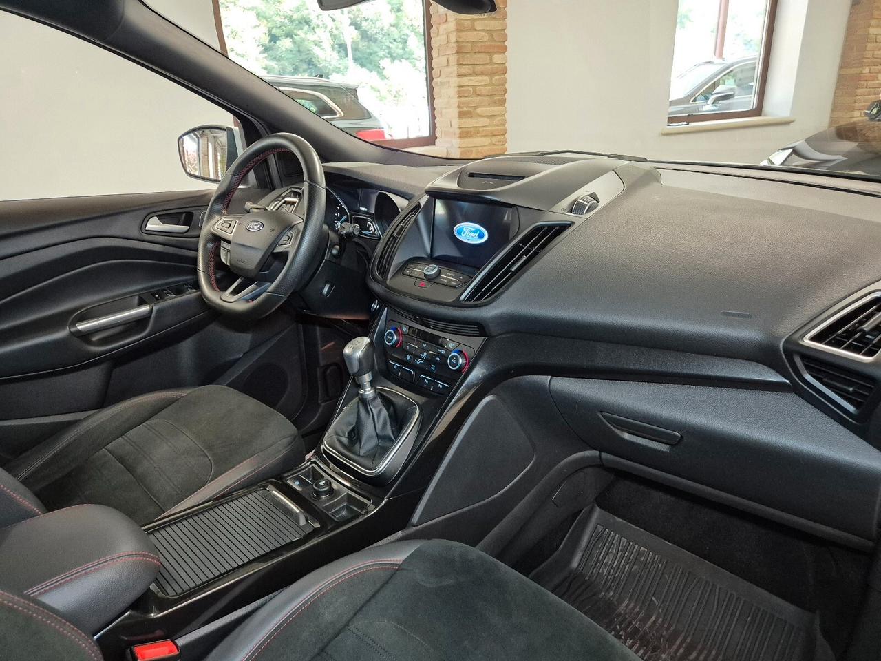 Ford Kuga 2.0 TDCI 120 CV S&S 2WD ST-Line