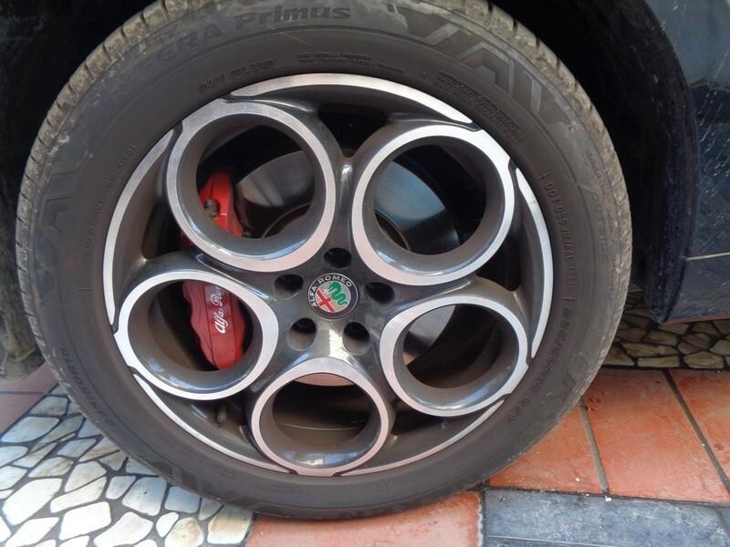 Alfa Romeo Tonale 1.6 diesel 130 CV TCT6 Tributo Italia