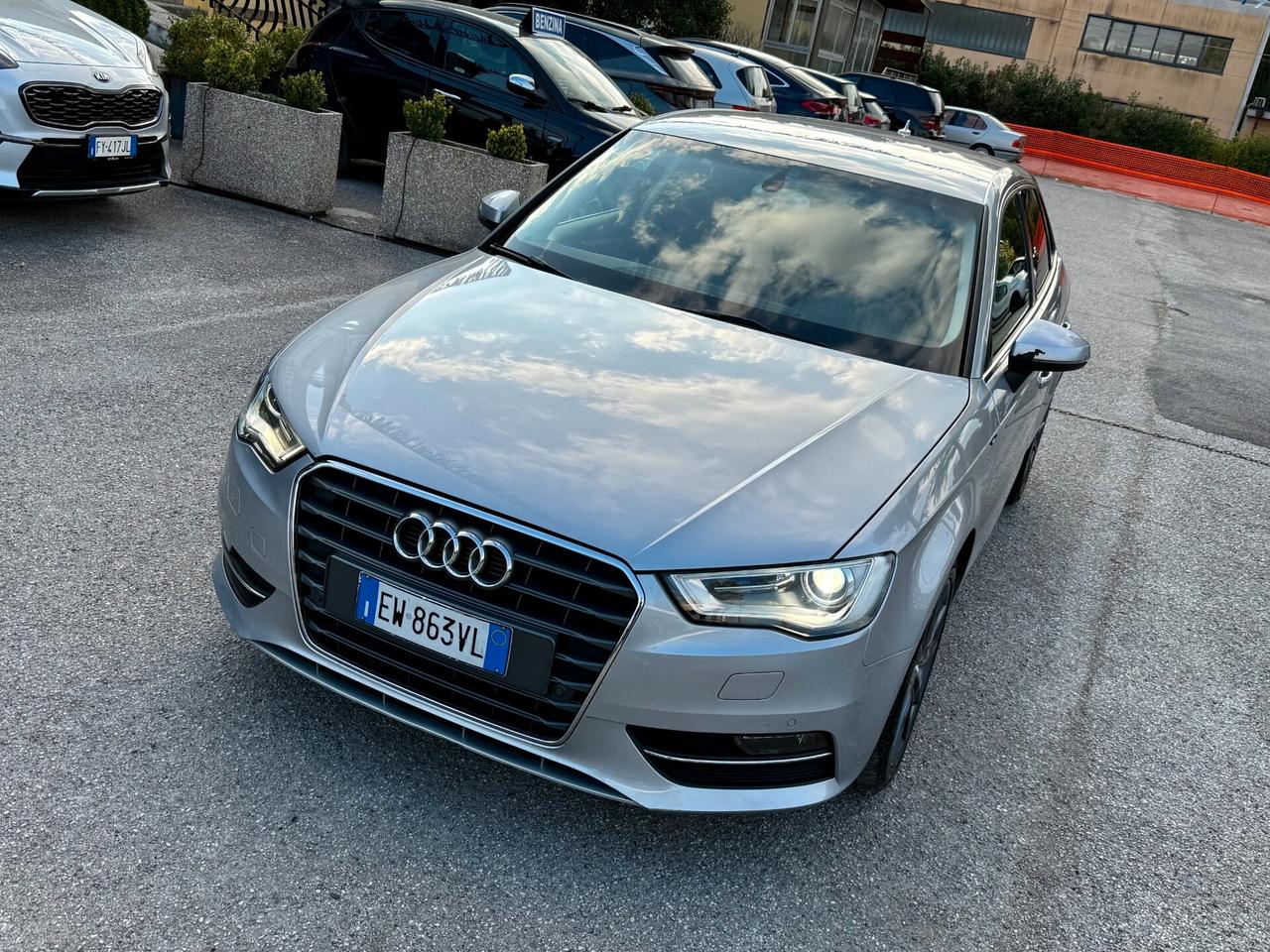 "PERFETTA" Audi A3 SPB S tronic g-tron FULL