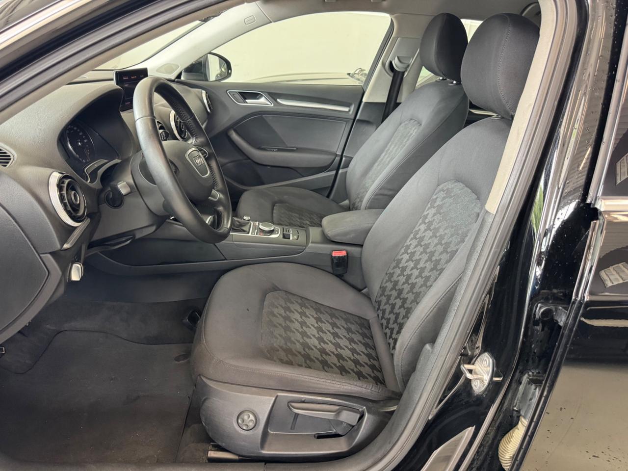 Audi A3 SPB 1.6 TDI ultra Attraction