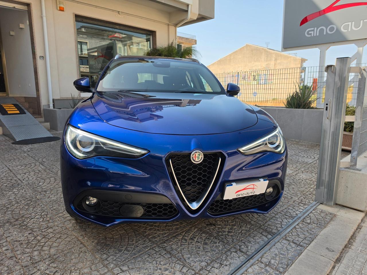 Alfa Romeo Stelvio 2.2 Turbodiesel 160 CV AT8 RWD Super