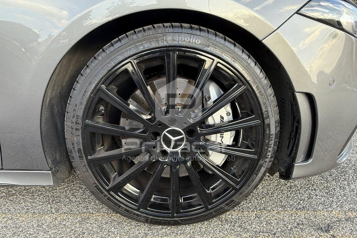 MERCEDES A 35 AMG 4Matic