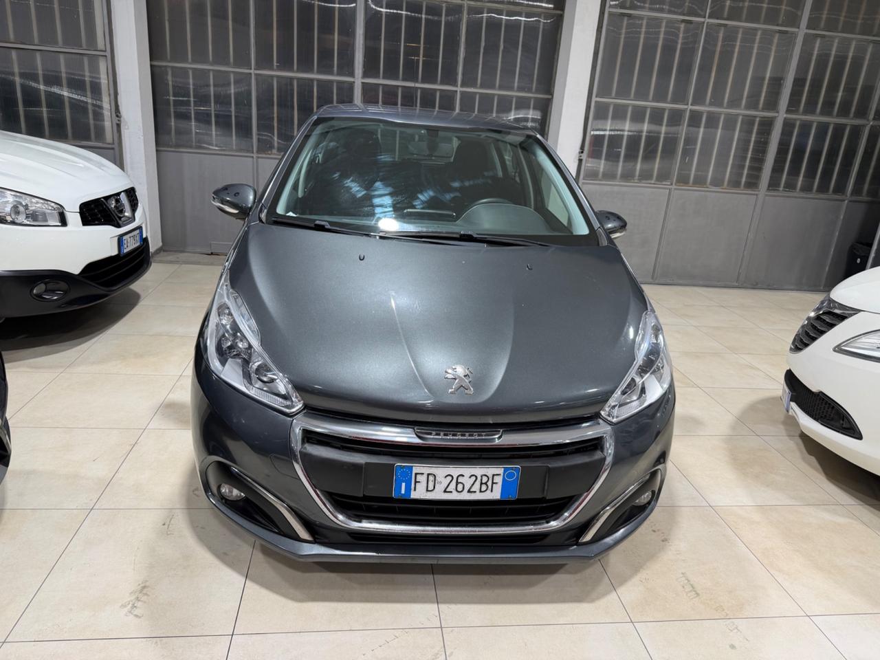 Peugeot 208 BlueHDi 75 5 porte Allure