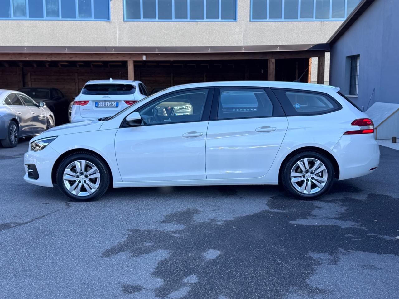 Peugeot 308 BlueHDi 130 S&S SW AllureVIRTUAL COCKPIT