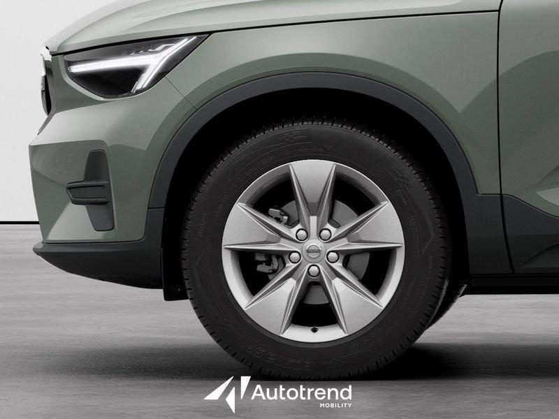Volvo XC40 B3 163+11 CV Mild Hybrid Automatico Core N1 Autocarro
