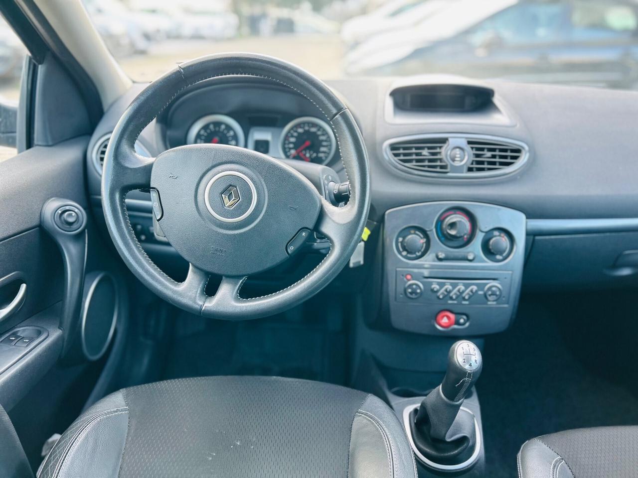 Renault Clio 1.2 16V 5 porte Le Iene