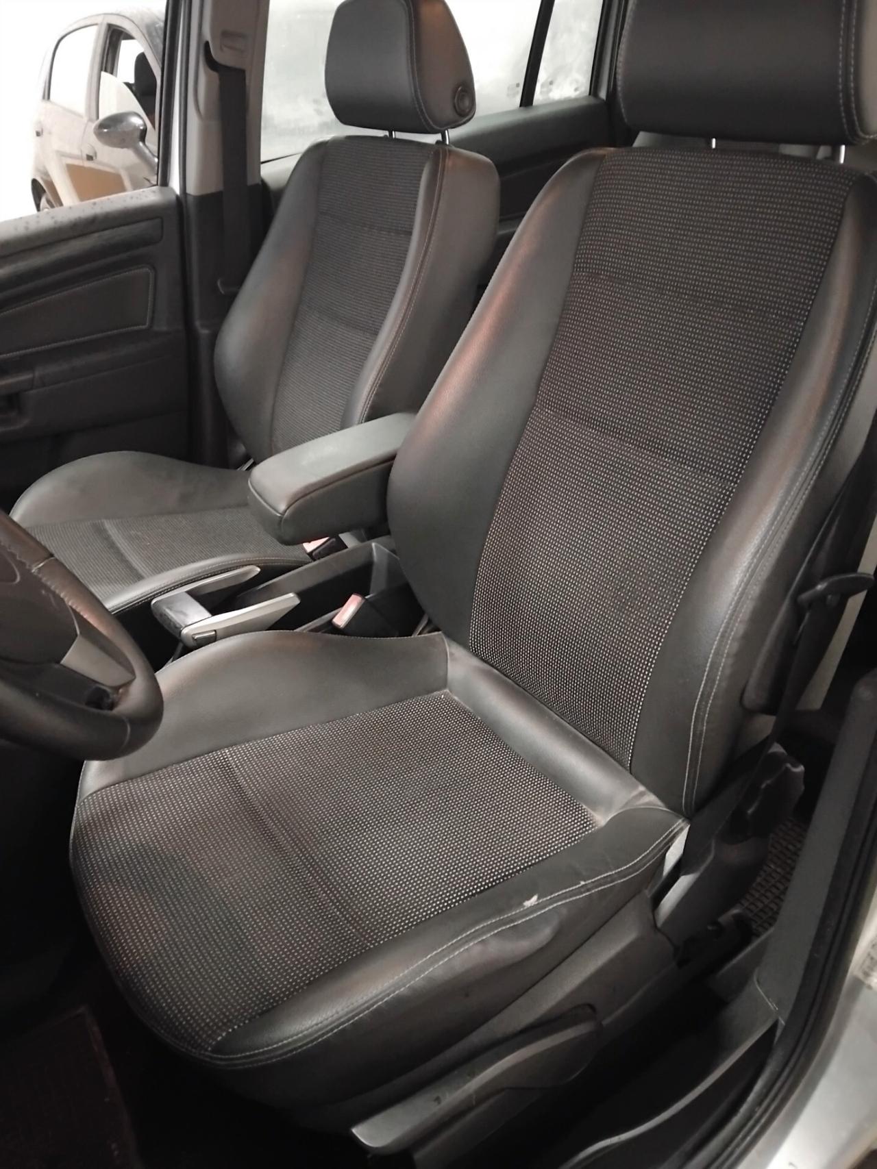 Opel Zafira 1.6 16V Twinport Cosmo