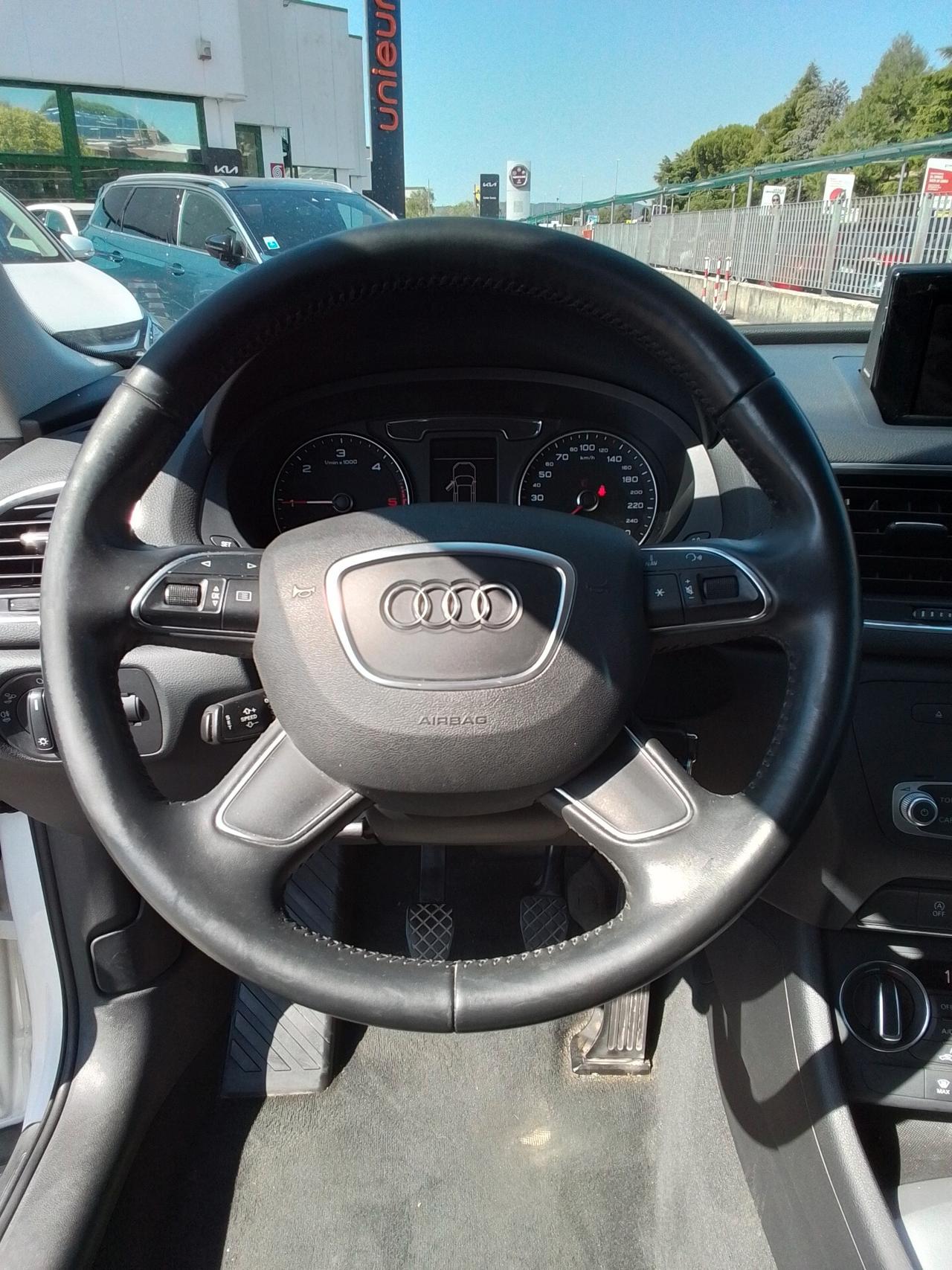 Audi Q3 2.0 TDI 150 CV quattro Business
