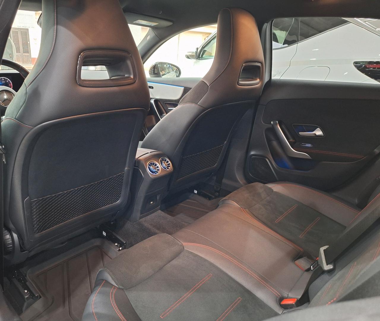 Mercedes A 200d Aut Premium AMG Night Edition