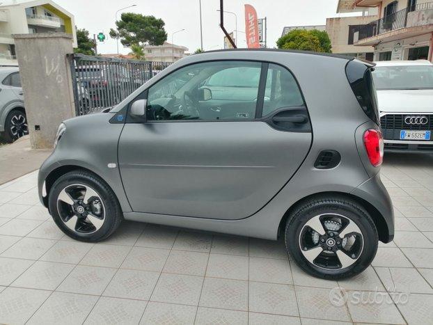 Smart fortwo coupe' eq 60kw passion