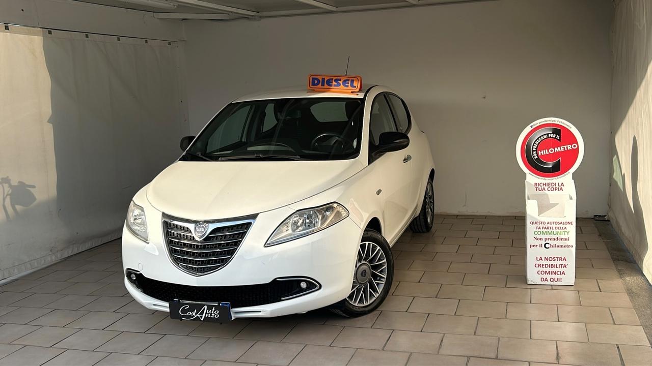 Lancia Ypsilon 1.3 Multijet 95cv Silver Full optional