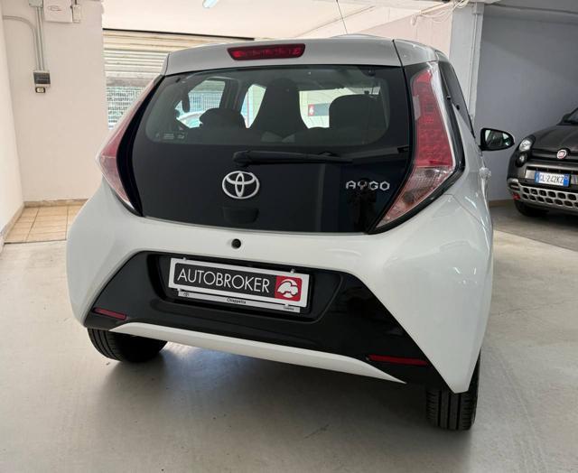 TOYOTA Aygo 1.0 VVT-i 69 CV 5 porte x-play