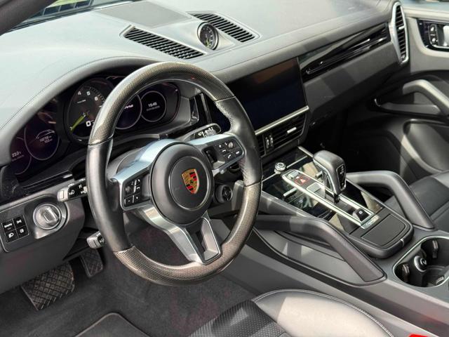 PORSCHE Cayenne cayenne e-Hybrid Coupe?