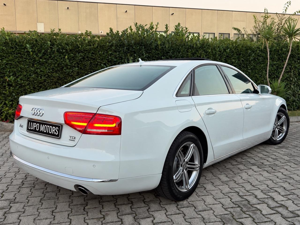 AUDI A8 4.2 V8 TDI QUATTRO TIPTRONIC – 351 CV