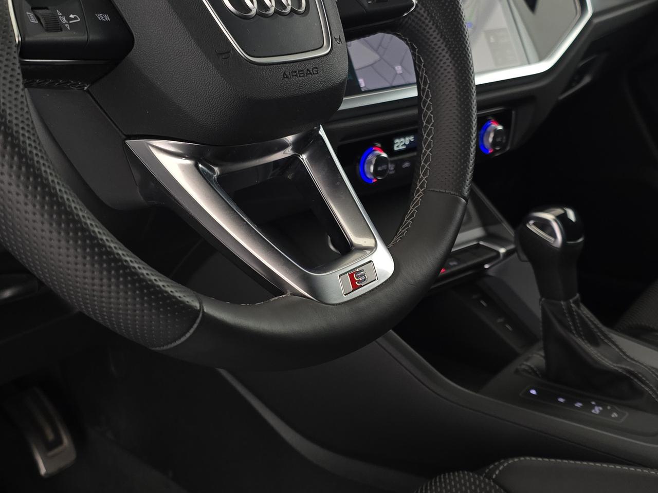 Audi Q3 sportback 40 2.0 tdi s line edition quattro 193cv s-tronic