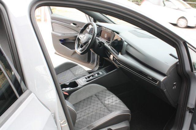 VOLKSWAGEN Golf 1.5 eTSI 150 CV EVO ACT DSG R-Line