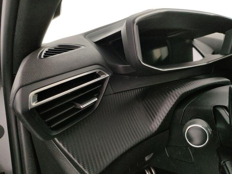 Peugeot 2008 2008 PureTech 130 S&S EAT8 GT