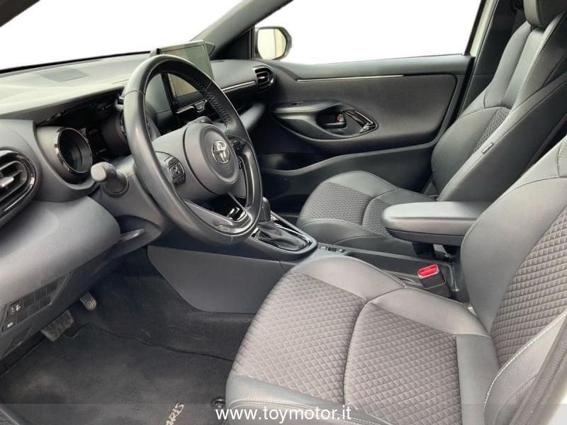 Toyota Yaris 4ª serie 1.5 Hybrid 5 porte Style