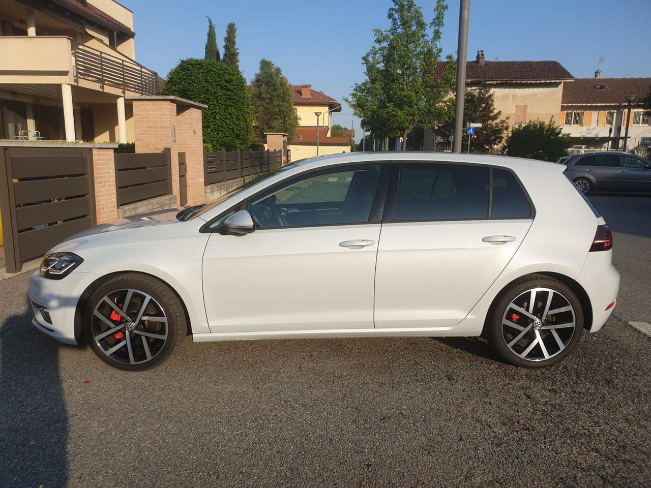 Volkswagen Golf 5p 2.0 tdi executive 150cv