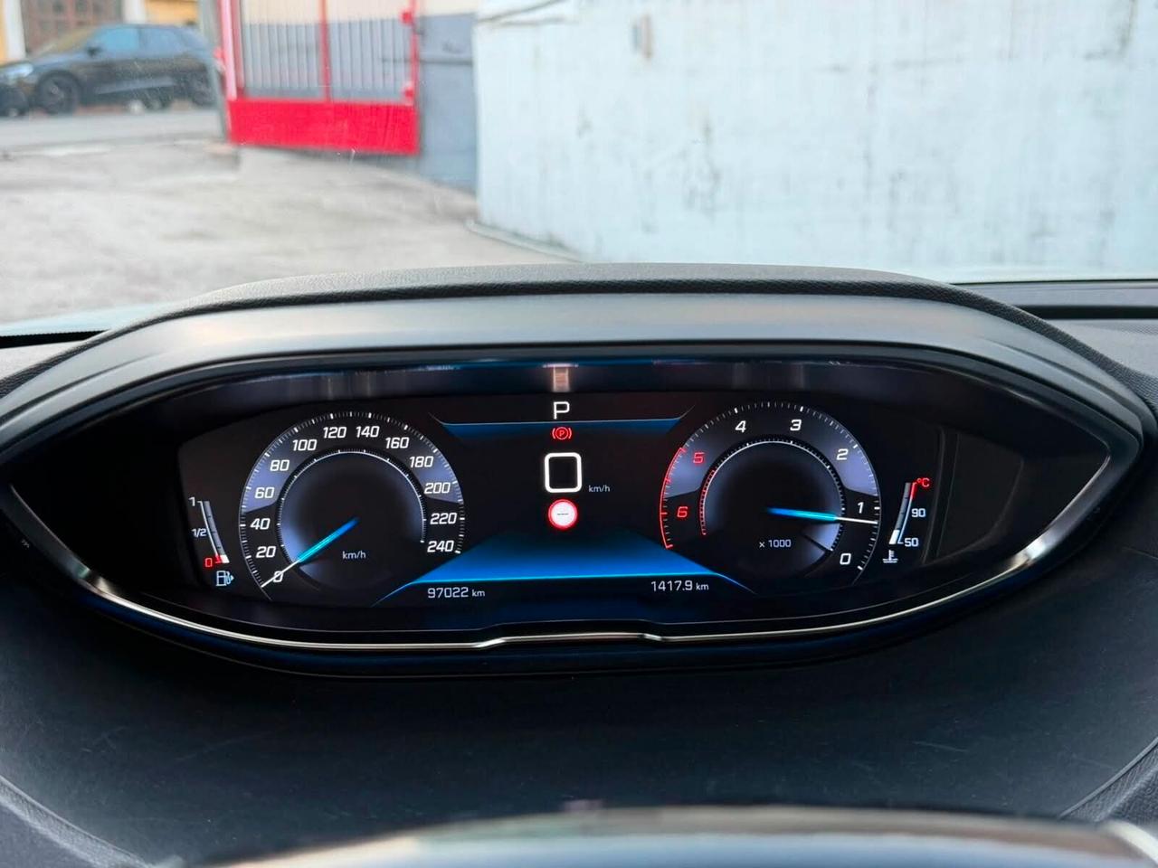 Peugeot 3008 BlueHDi 130 cv GT Line