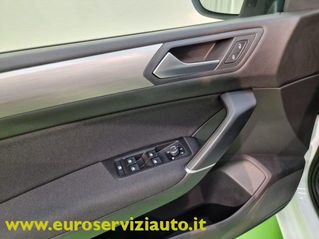 VOLKSWAGEN Touran 1.6 TDI 115 CV SCR DSG Comfortline BlueMotion Tech