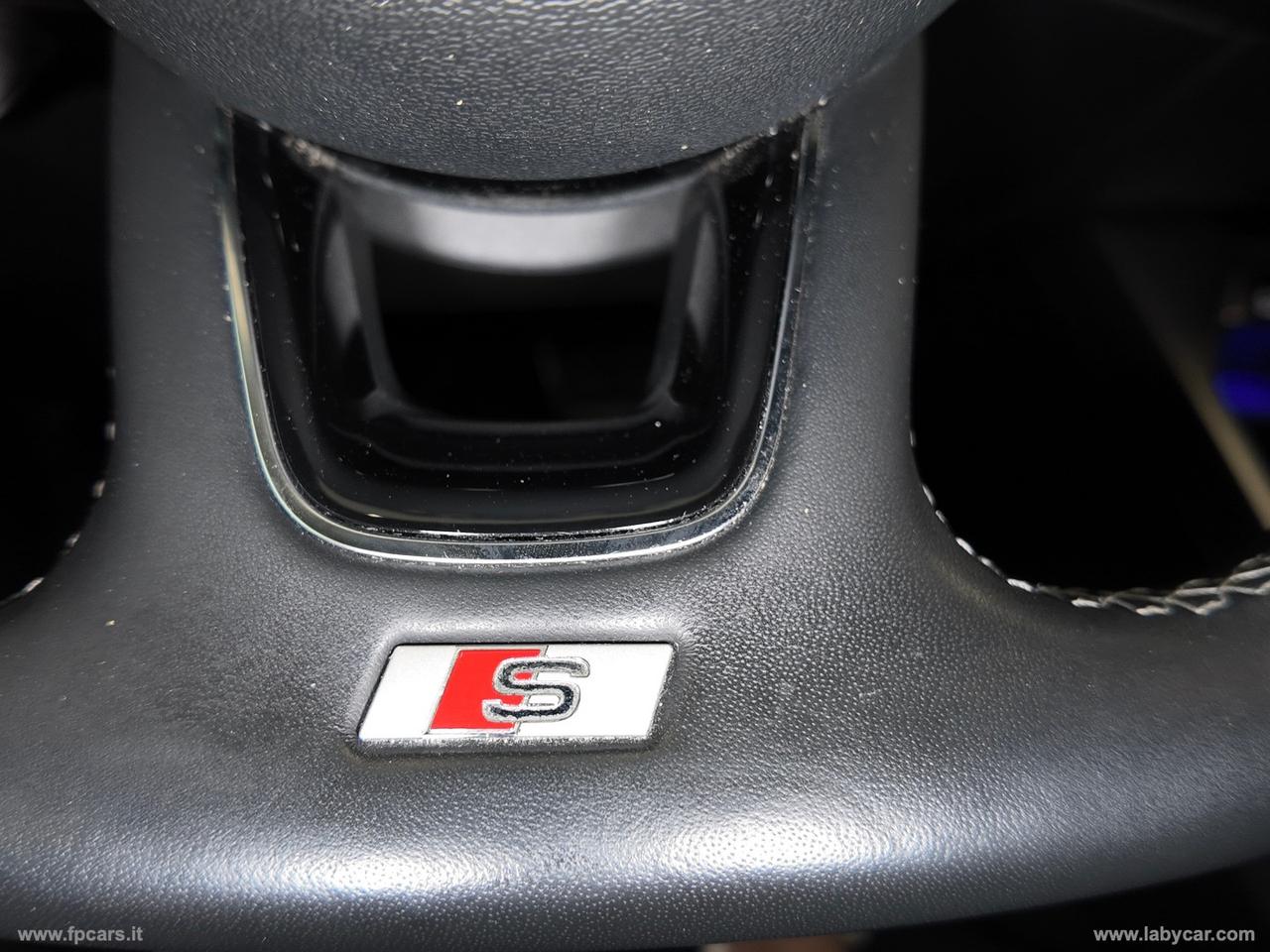 AUDI A3 SPB 40 TDI quattro S tr. Id. Black S-LINE