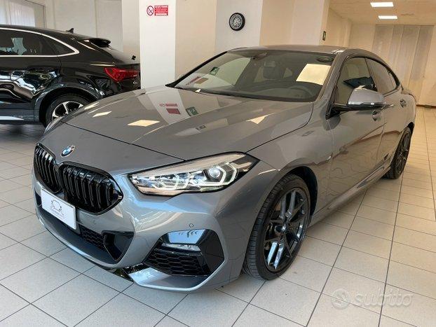 BMW 218d M-Sport 2.0 150cv Total Black 2022