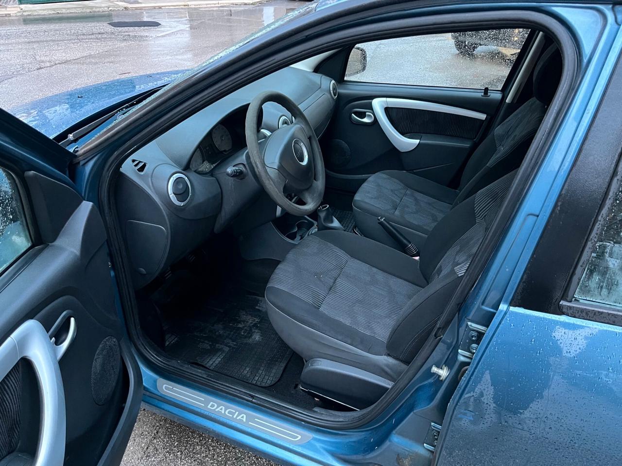 Dacia Sandero 1.4 8V Lauréate