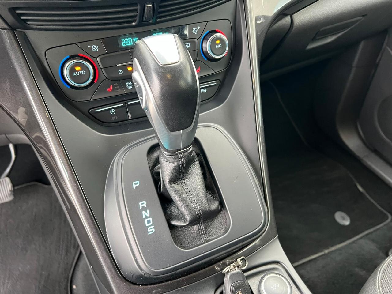 Ford C-Max 1.5 TDCI 120CV 2016!!! TITANIUM X !!!