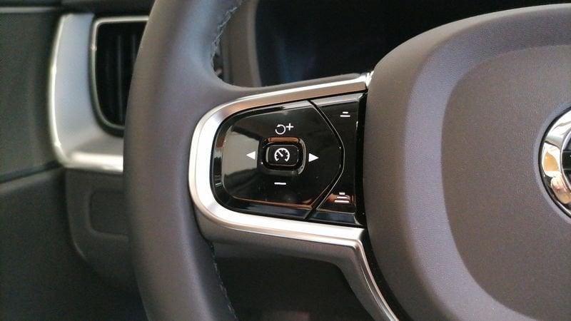 Volvo XC60 XC60 B4 automatico Plus Dark
