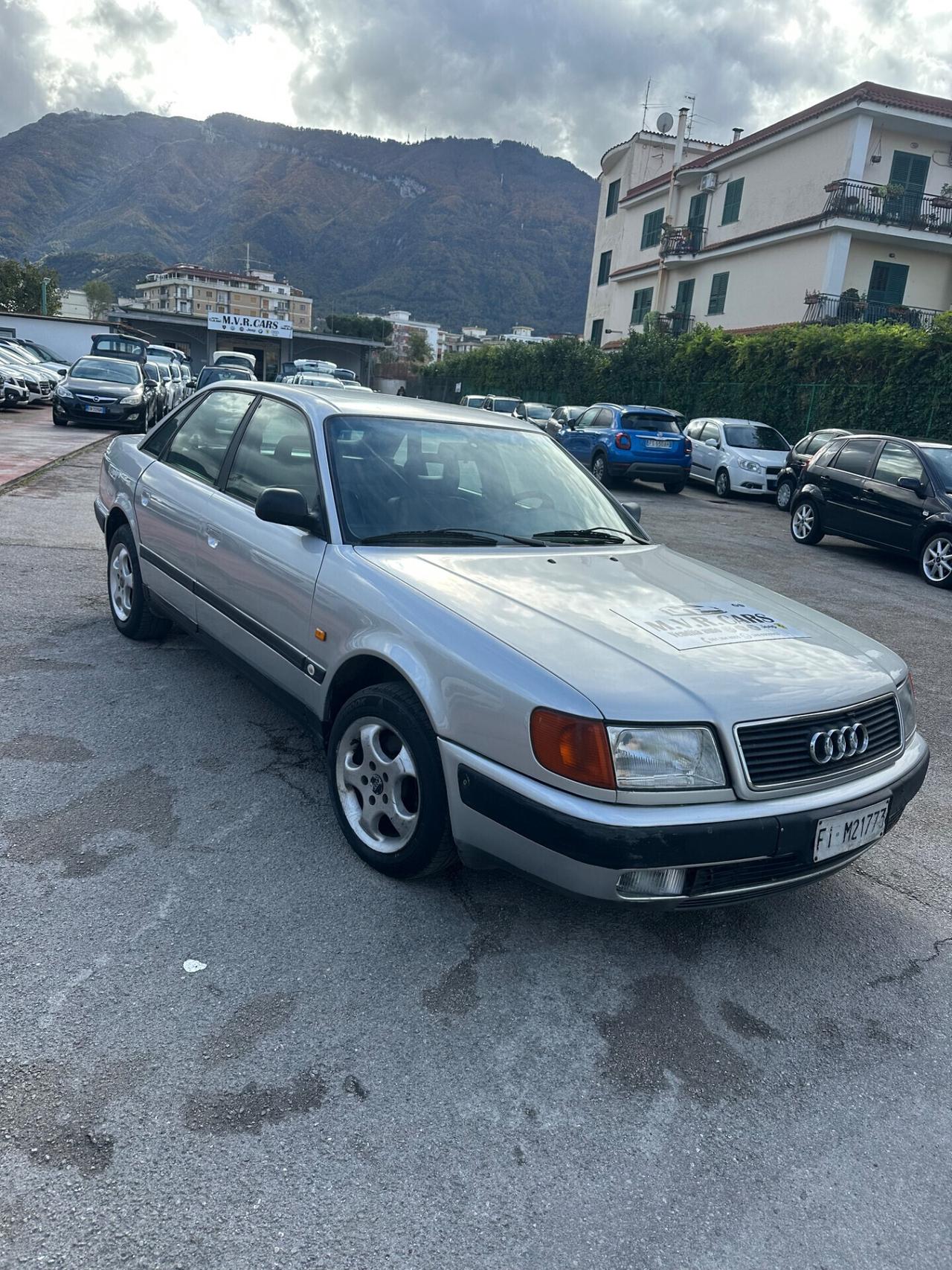 Audi 100 2.0 E cat