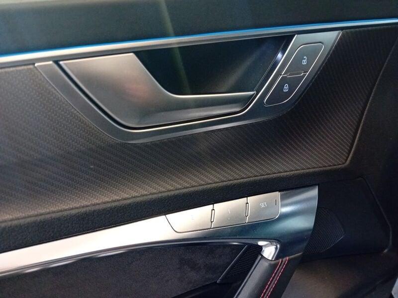 Audi RS6 4.0 TFSI V8 quattro tiptronic