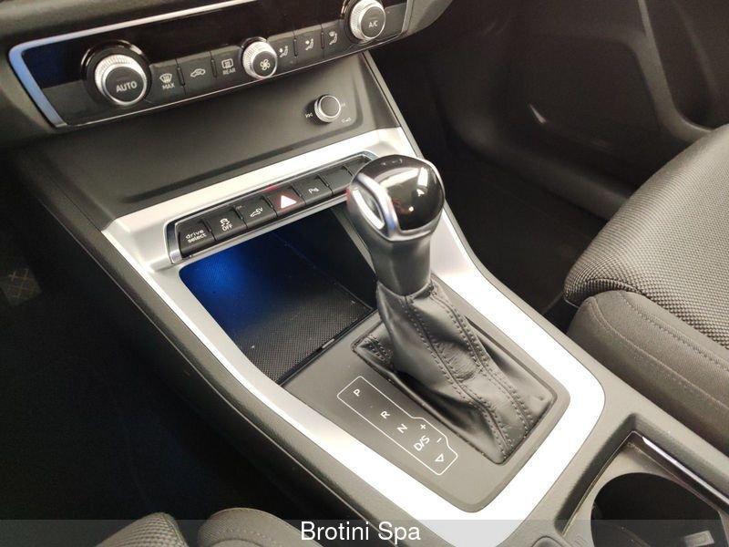 Audi Q3 Q3 45 TFSI e S tronic S line edition