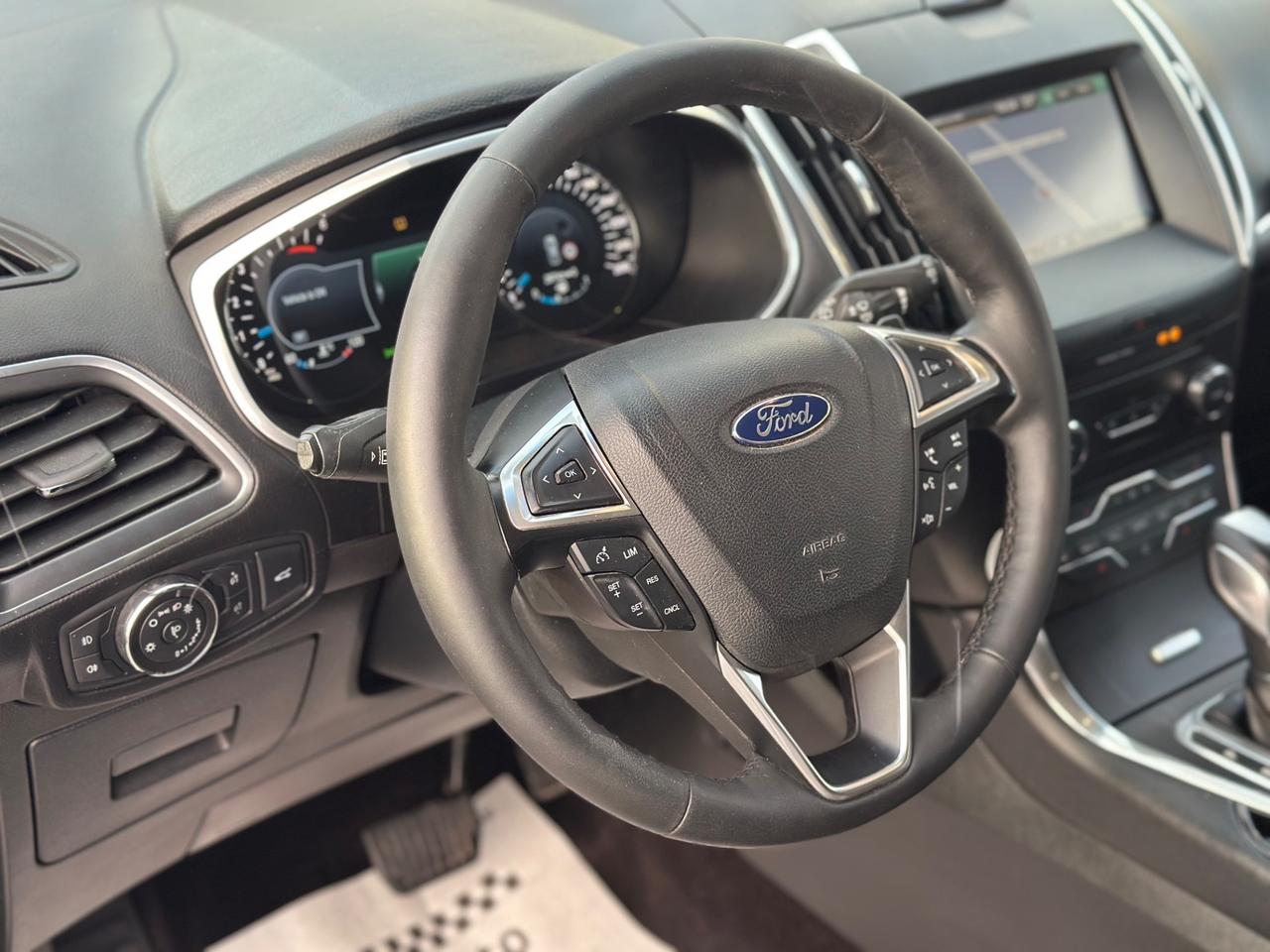 Ford Edge 2018 2.0 TDCI 210 CV AWD AUTOM. Titanium
