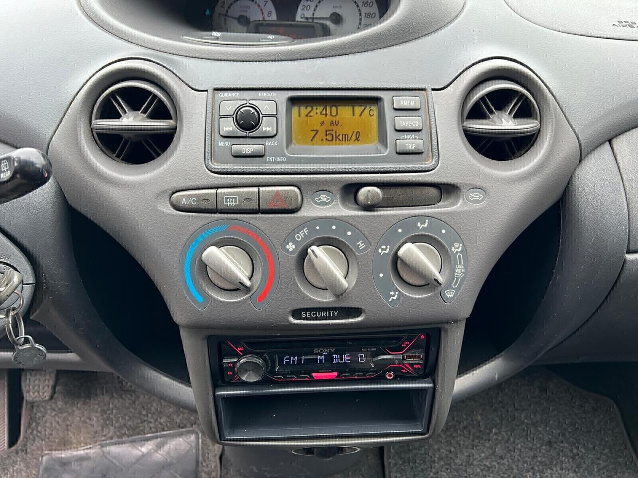 TOYOTA YARIS 1.5I 106CV T-SPORT 3p. GPL