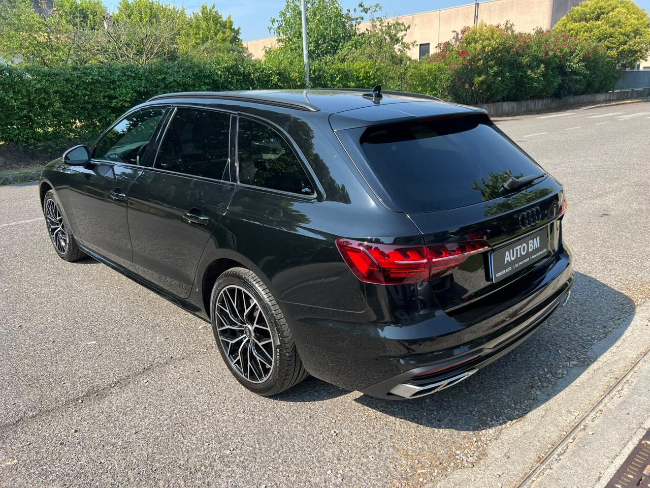 Audi A4 Avant 40 TDI S tronic line edition