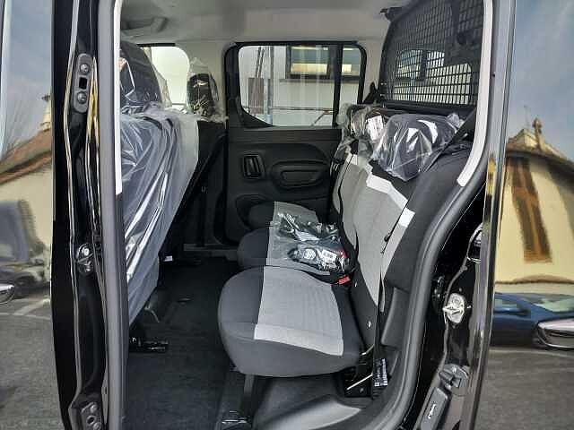 Citroen Berlingo BlueHDi 130 EAT8 Combi Plus KM Ø