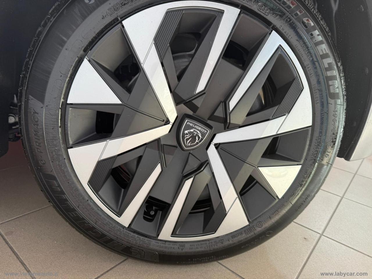 PEUGEOT 208 PureTech 100 S&S 5p. Allure