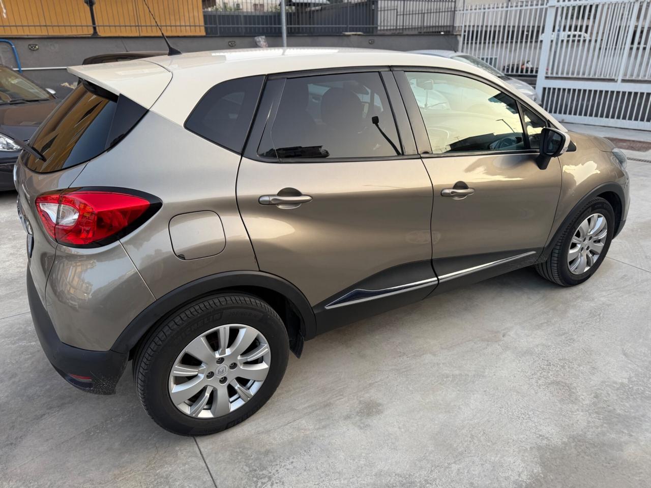 Renault Captur 1.5 dCi 8V 90 CV Start&Stop Energy R-Link