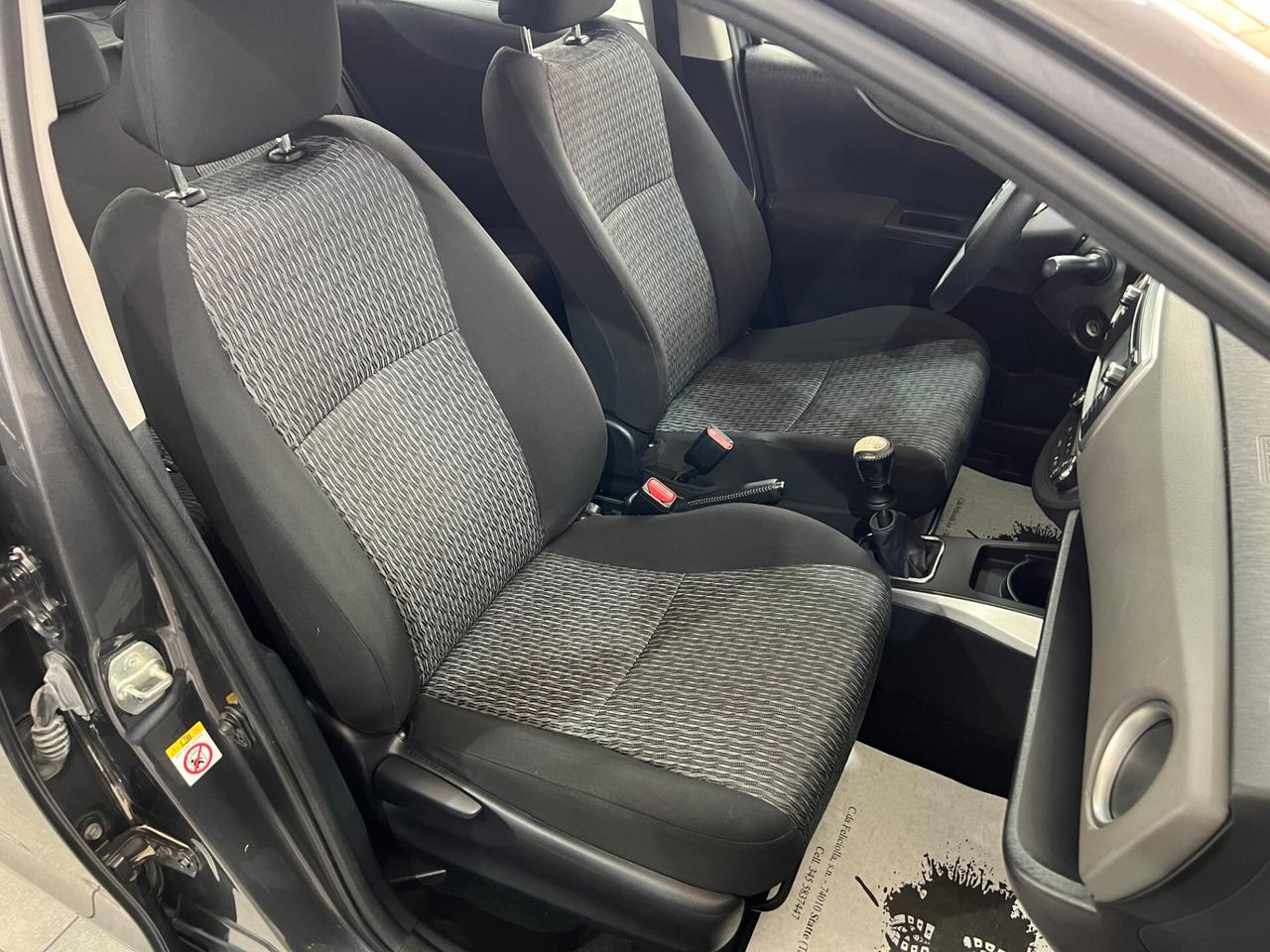 Toyota Yaris 1.0 69 CV - LOUNGE - 2014